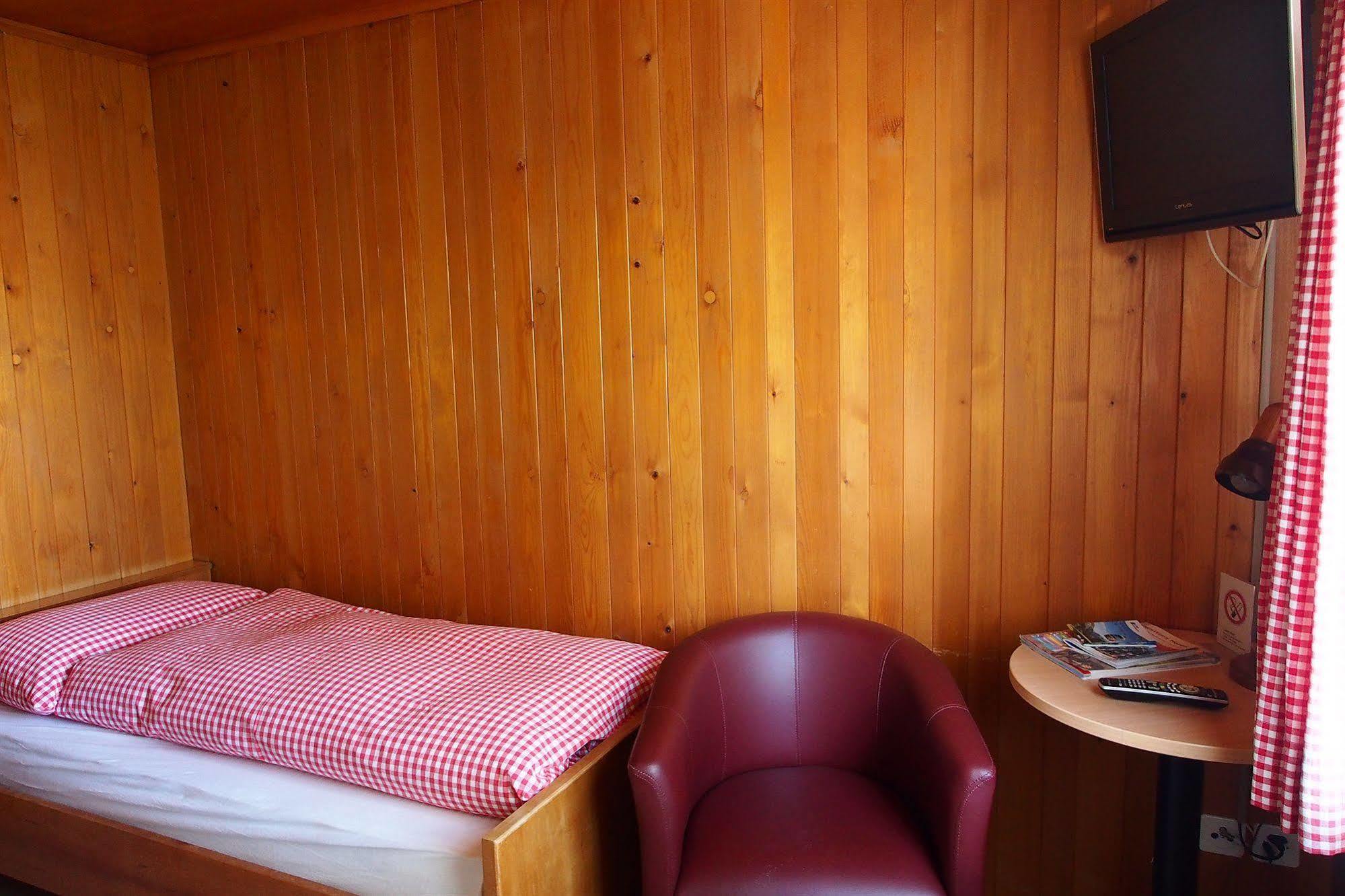 Hotel Simmental Больтиген Экстерьер фото